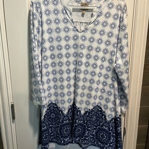 Gauze long sleeved pull over top